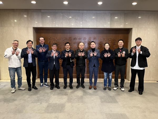 比赛表现都